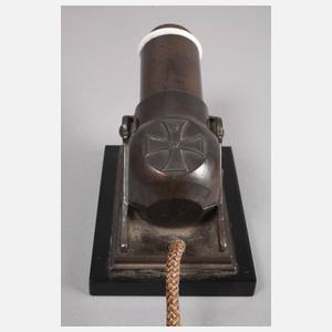 Zigarrenanzünder in Geschützform