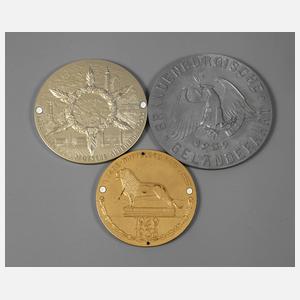 Drei Autoplaketten 1930er Jahre