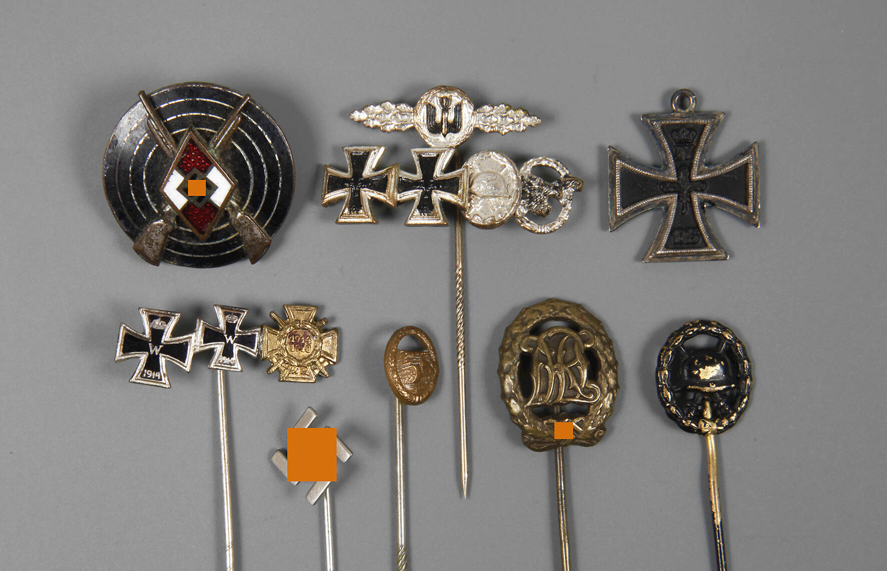 Konvolut Kleinabzeichen