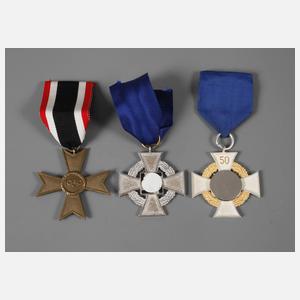 Drei Auszeichnungen Weltkrieg