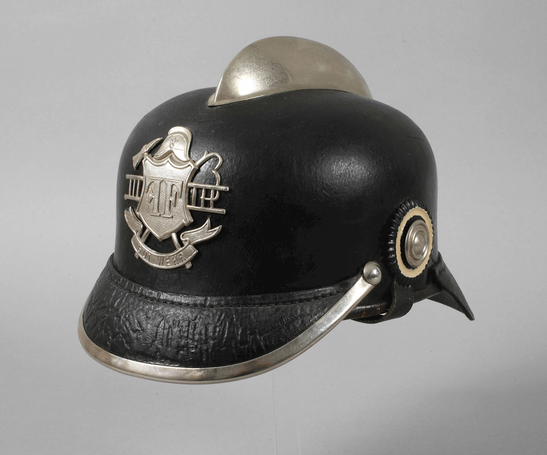 Feuerwehrhelm