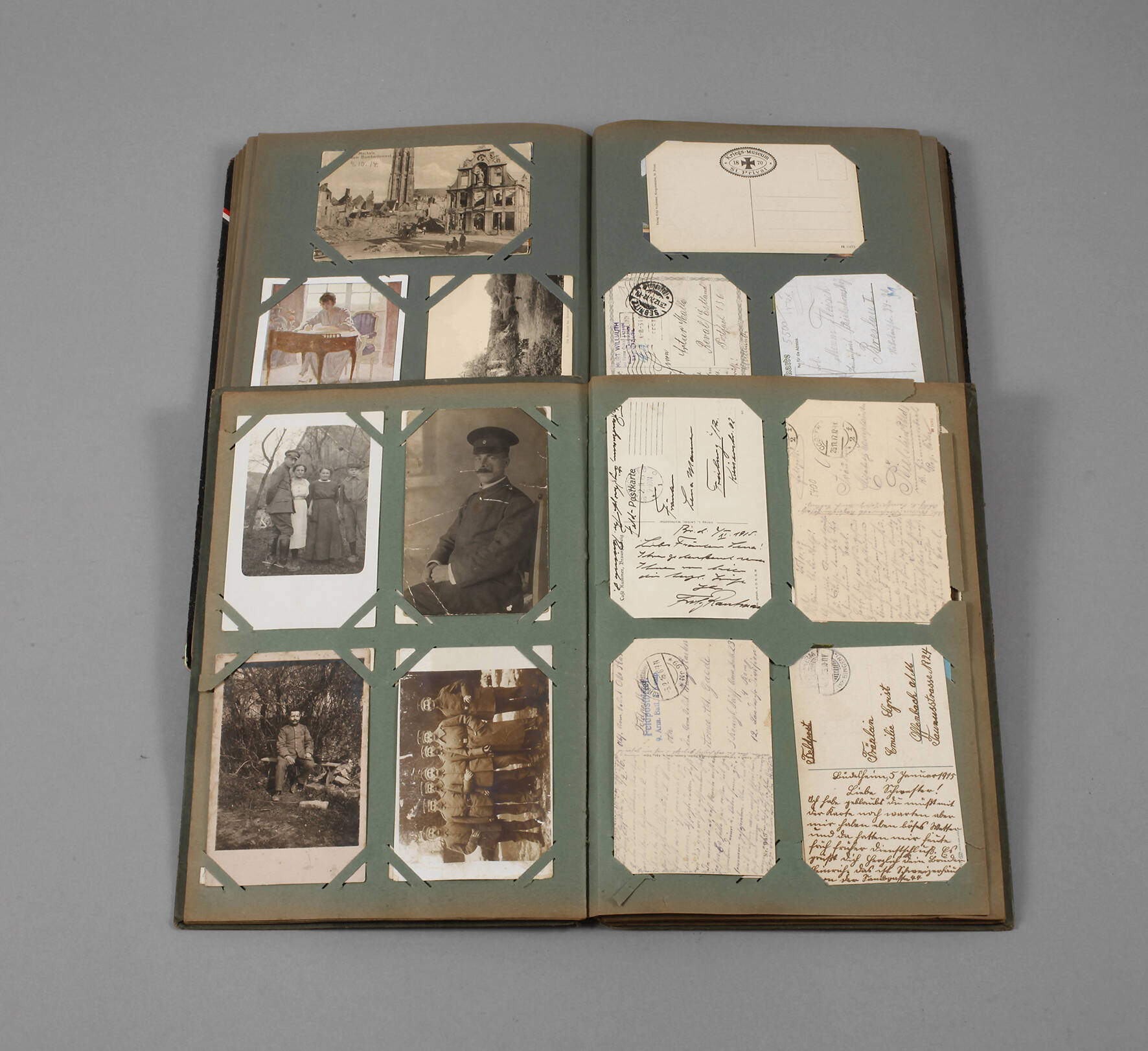 Zwei Postkartenalben 1. Weltkrieg