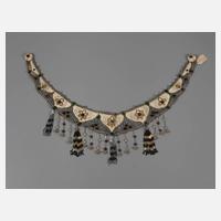 Zierkragen Perlstickerei111