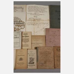 Konvolut alte Schriften, Kalender etc.