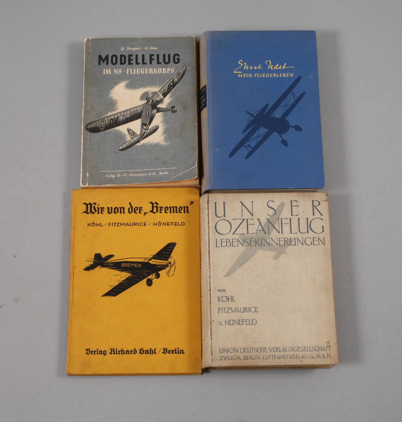 Vier Bücher Luftfahrt