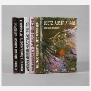 Drei Fachbücher von Waltraud Neuwirth