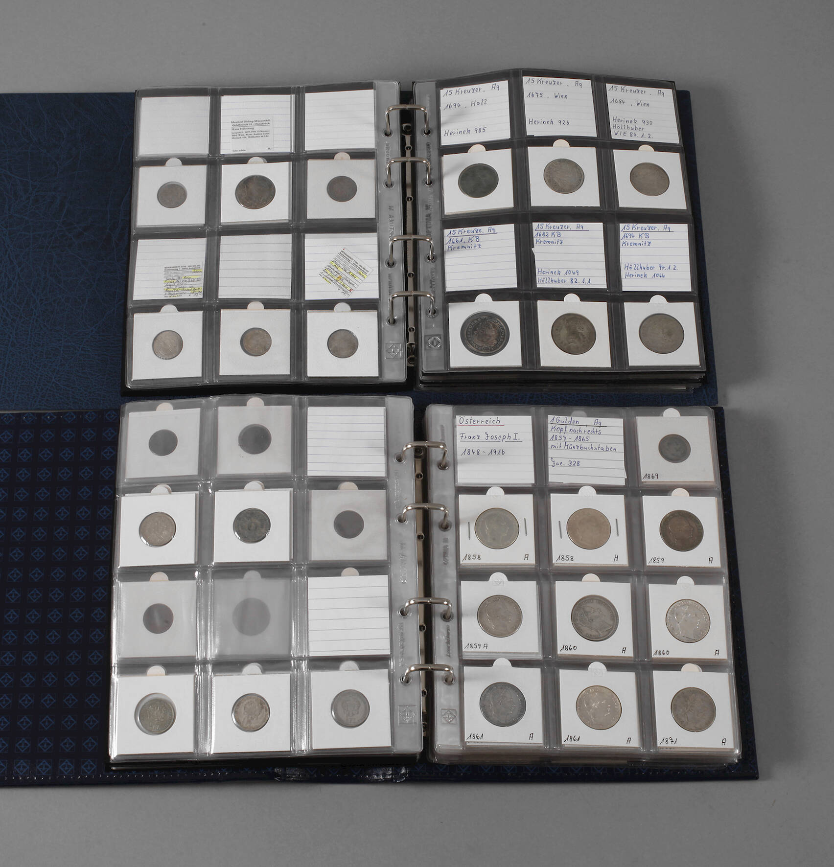 Zwei Münzalben Österreich