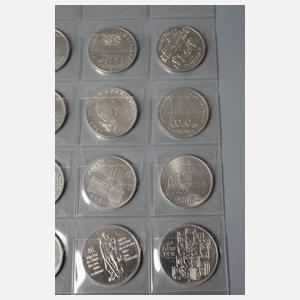 Konvolut 5 DDR Mark Gedenkmünzen