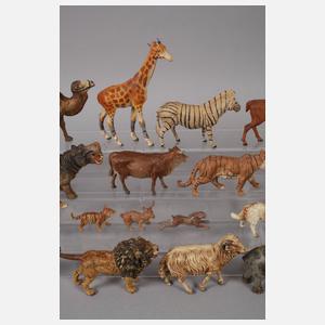 Großes Konvolut Massetiere mit Zubehör