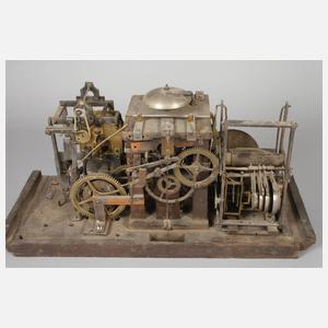 Tischuhr in Form einer Kirche