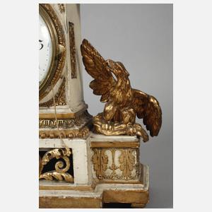 Klassizistische Kaminuhr