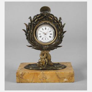 Uhrenständer mit Taschenuhr