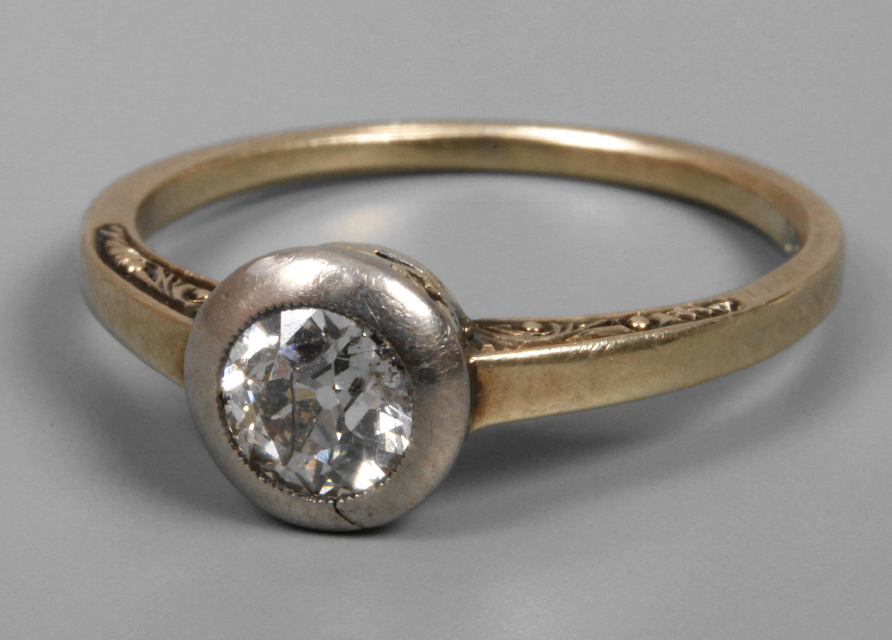 Damenring mit Altschliffdiamant