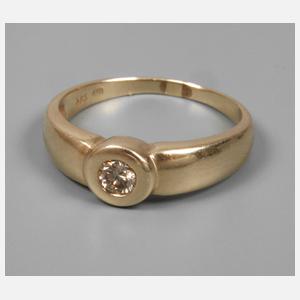 Damenring mit Brillant