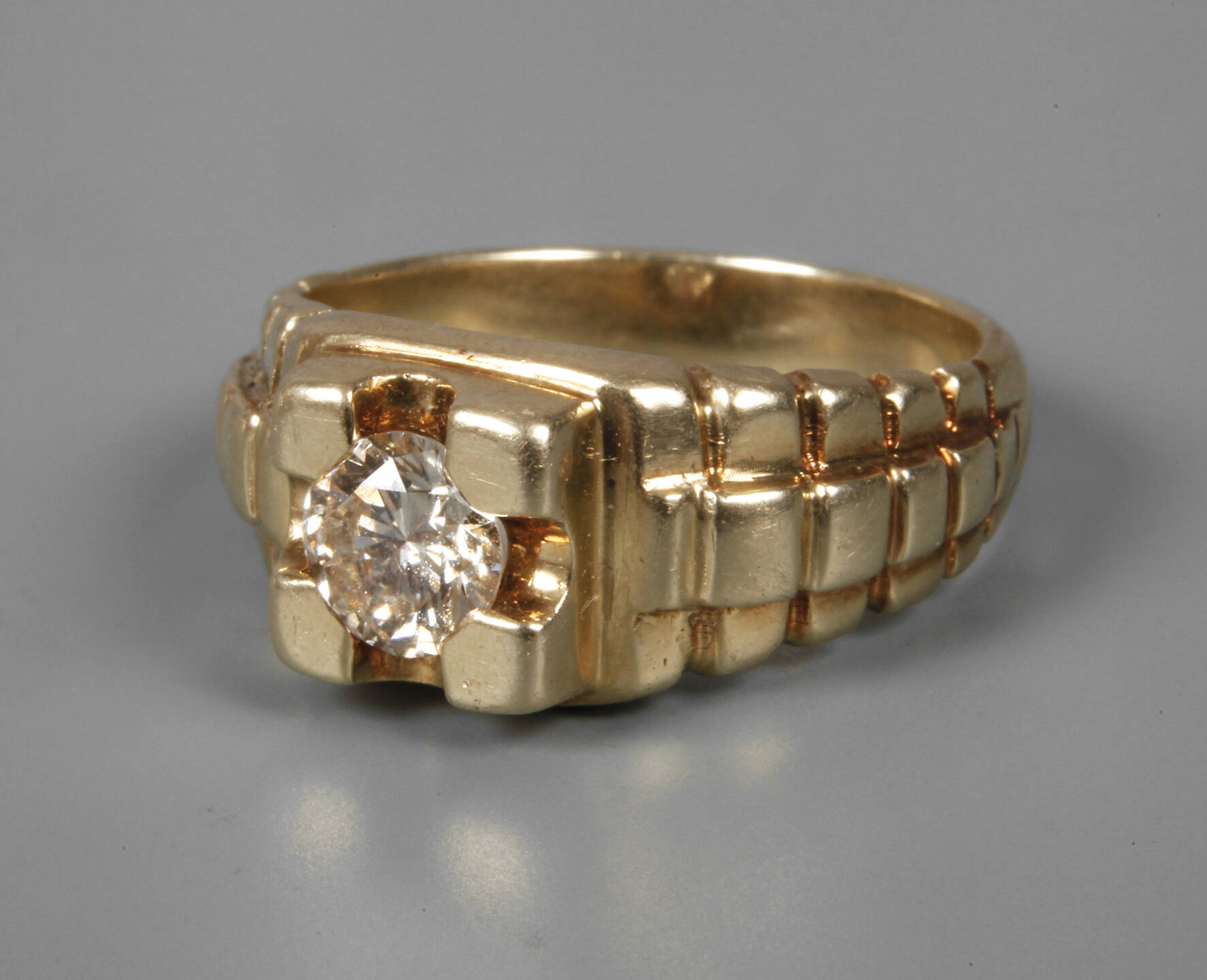 Herrenring mit Brillant