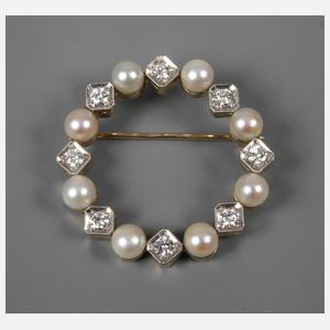 Brosche mit Brillanten und Perlen