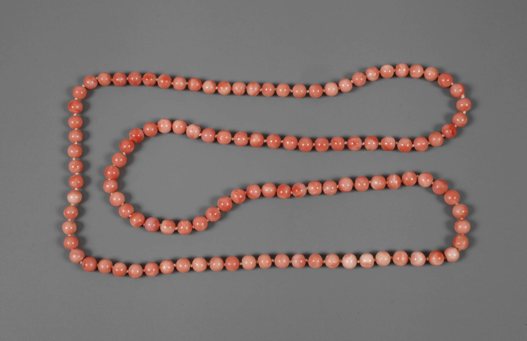 Kette Engelshautkoralle