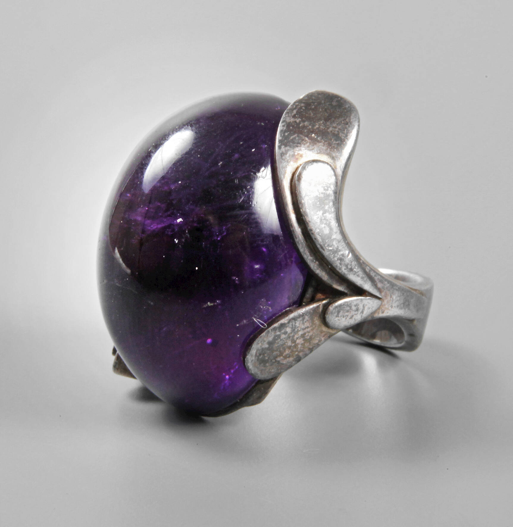 Damenring mit Amethyst