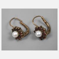Paar Ohrhänger mit Perlen und Granaten111