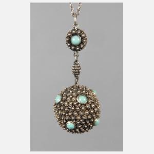 Kugelanhänger mit Türkisen