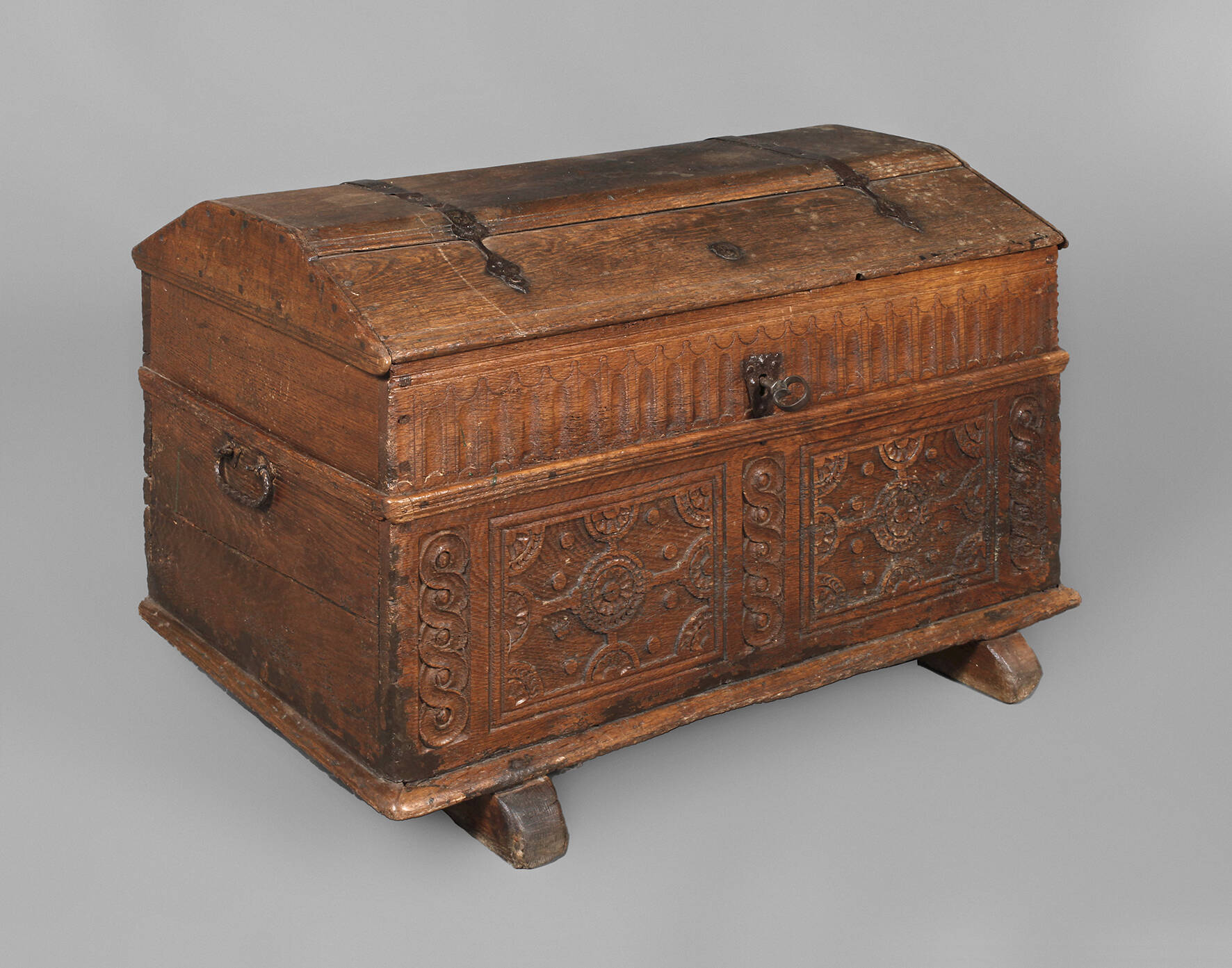 Kleine Renaissancetruhe