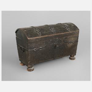 Runddeckeltruhe barock