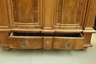 Übergroßer Barockschrank