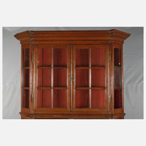 Flache Aufsatzvitrine Barock