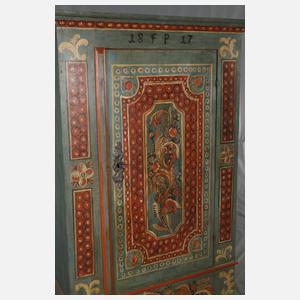 Bemalter Bauernschrank