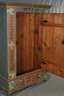 Bemalter Bauernschrank