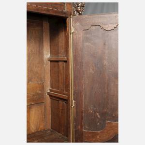 Außergewöhnlicher, klassizistischer Dielenschrank