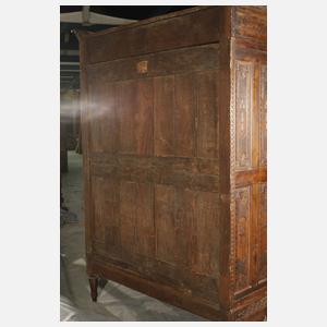 Außergewöhnlicher, klassizistischer Dielenschrank