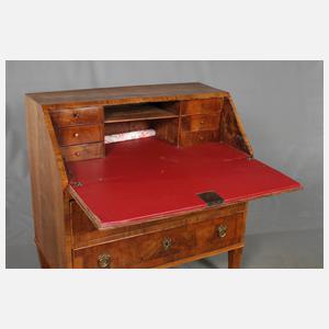 Klassizistischer Schrägklappensekretär