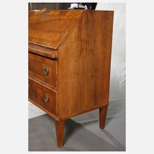 Klassizistischer Schrägklappensekretär