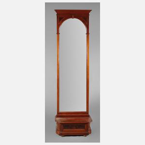 Pfeilerspiegel Historismus