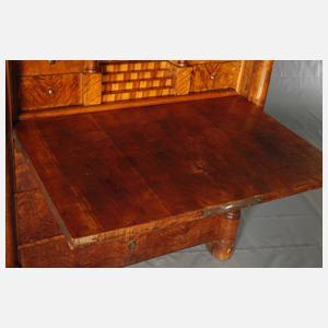 Feiner Sekretär Biedermeier