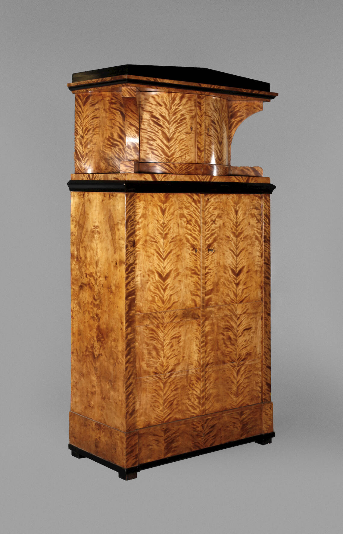 Wäscheschrank Biedermeier