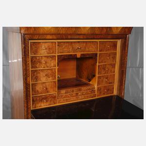 Sekretär und Stuhl Biedermeier