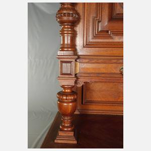 Großes Aufsatzbuffet Gründerzeit