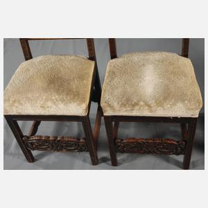 Drei Stühle im Renaissancestil