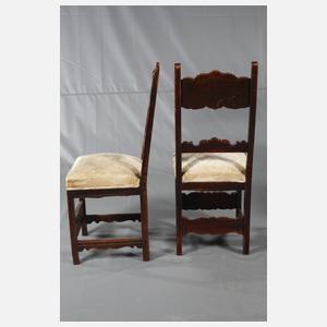 Drei Stühle im Renaissancestil