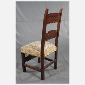 Drei Stühle im Renaissancestil