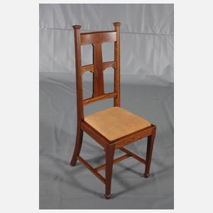 Fünf Hochlehnstühle