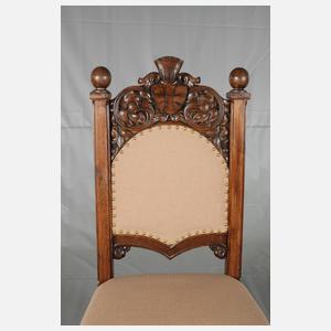 Großer Sitzungstisch mit Bestuhlung