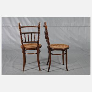 Paar Caféhausstühle