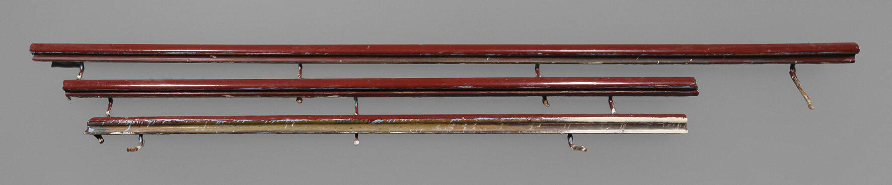 Drei Handläufe einer Balustrade