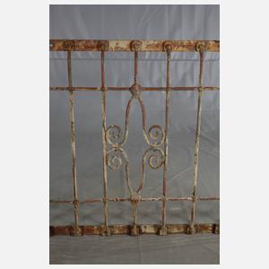 Paar große Brüstungsgitter Jugendstil