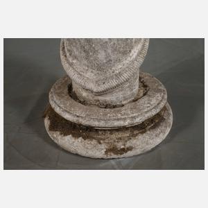 Klassizistische Säule