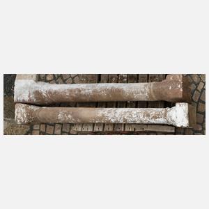 Paar Sandsteinsäulen