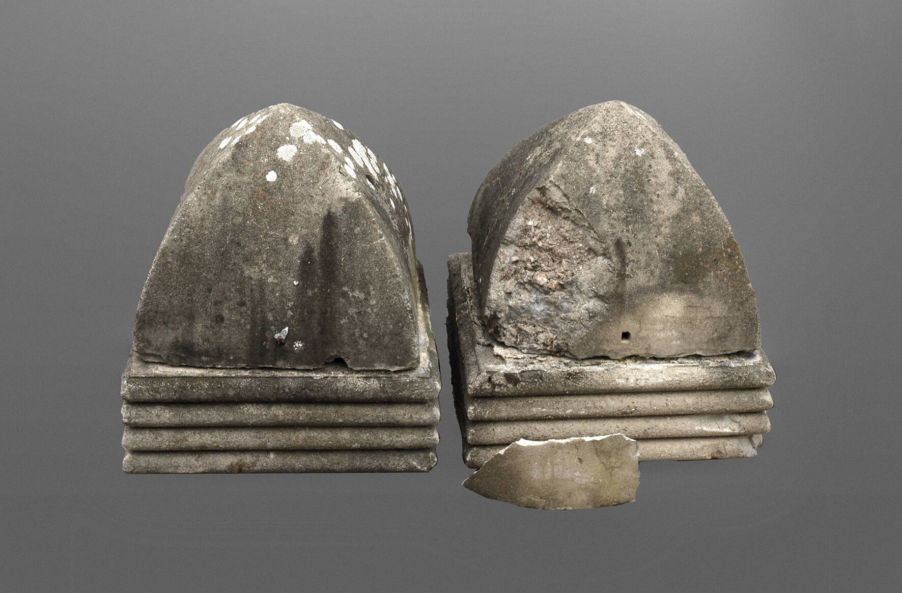 Paar Säulenabschlüsse